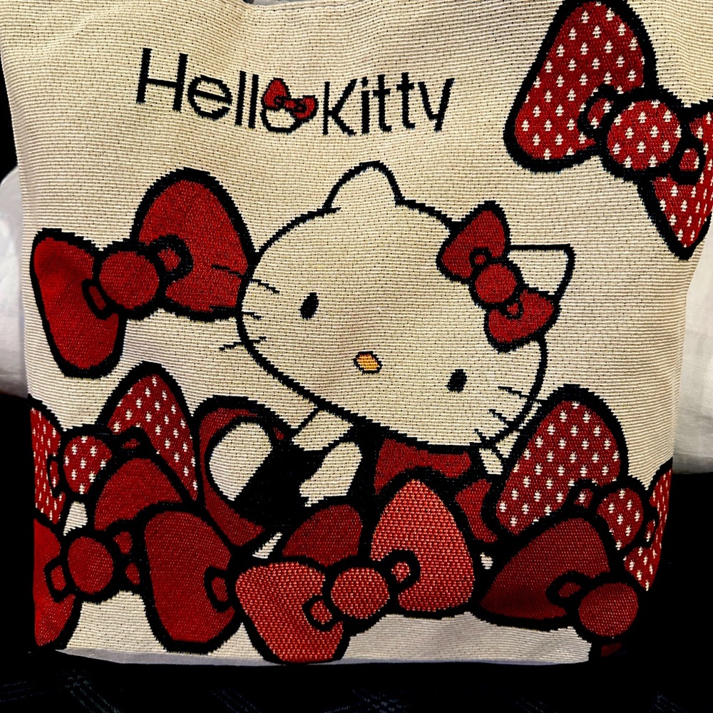 Hello kitty tote bags